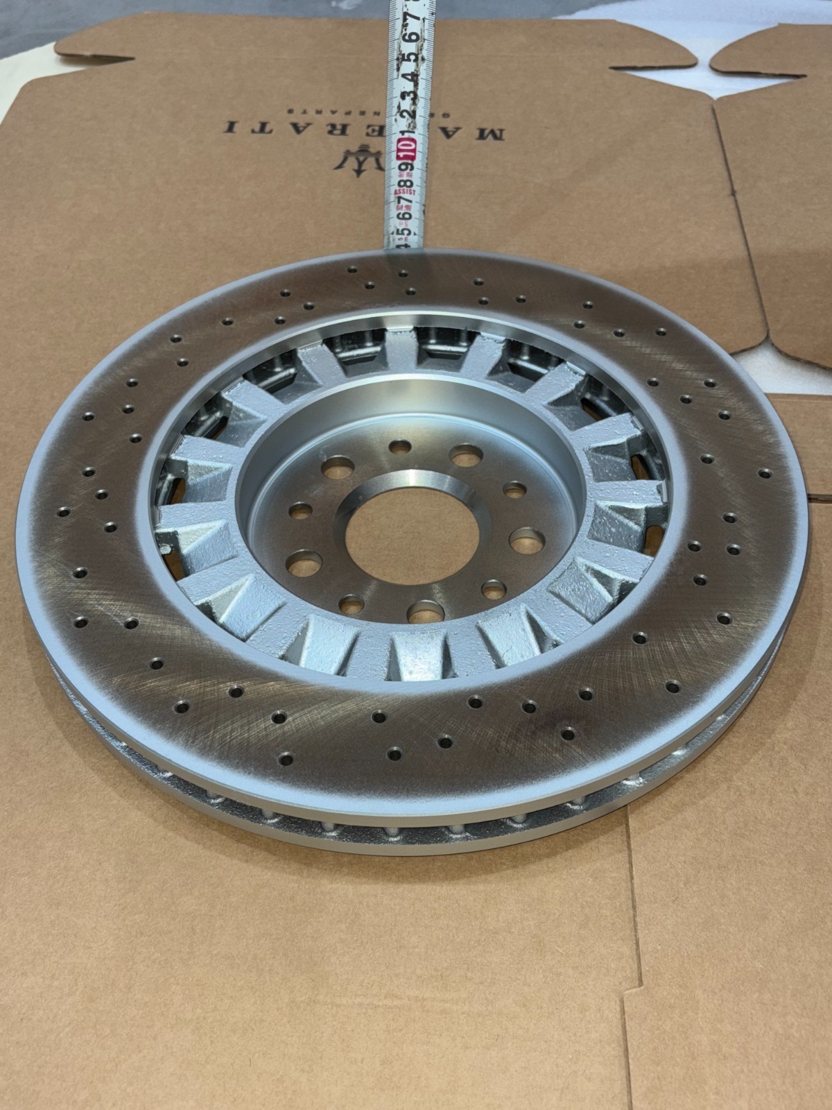 GEN OEM 2014-2022 Maserati Ghibli 3.0L/2.0L front brake pad& drilled rotor 360MM
