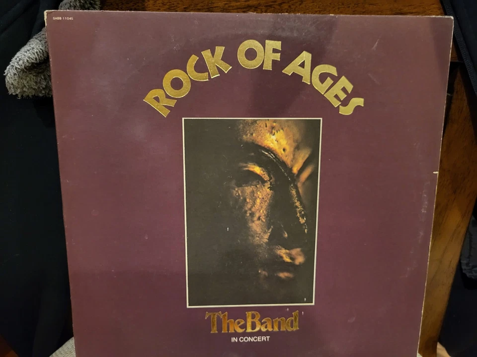 THE BAND ROCK OF AGES 2LP CAPITOL SABB 11045 NM VINYL VG+ GATEFOLD LIVE 1972 - Image 2 of 4