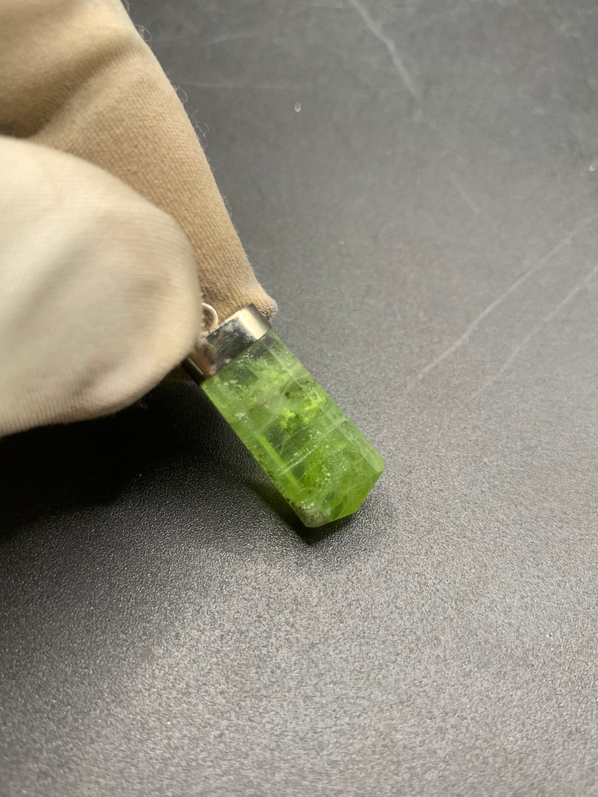 Natural Peridot Crystal Point Pendant 925 Sterling Silver Green Gemstone