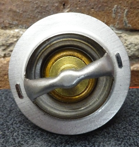 STANT 13848 Engine Coolant Thermostat - 180 Degree, OE Temperature - 82.2C - Picture 2 of 5