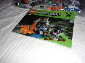 Lego Minecraft 21113 THE CAVE - Sealed Bags/Open Box