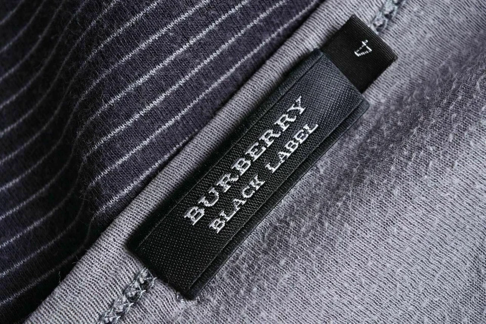 Jersey clásico Burberry Black Label cuello redondo talla M Foto 4 de 4