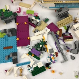 Lot of Lego Friends 41106 Pop Star Tour Bus Boat House Assorted Figures ++ LOOK