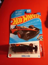 2025 Hot Wheels Formula E Gen3 MacLaren P Case New (Make Offer 1.75) Box Shipped