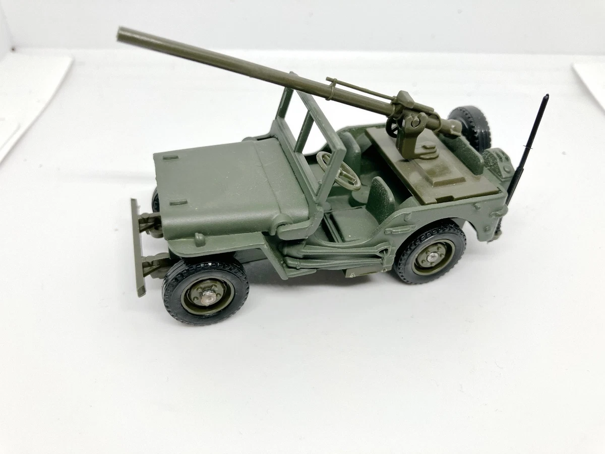 Collection 34 Miniatures Solido Véhicules Militaires – Échelle 1:50 – État Neuf