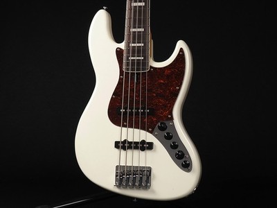 Sire V7 5st Used Alder body Antique White w/Gig case