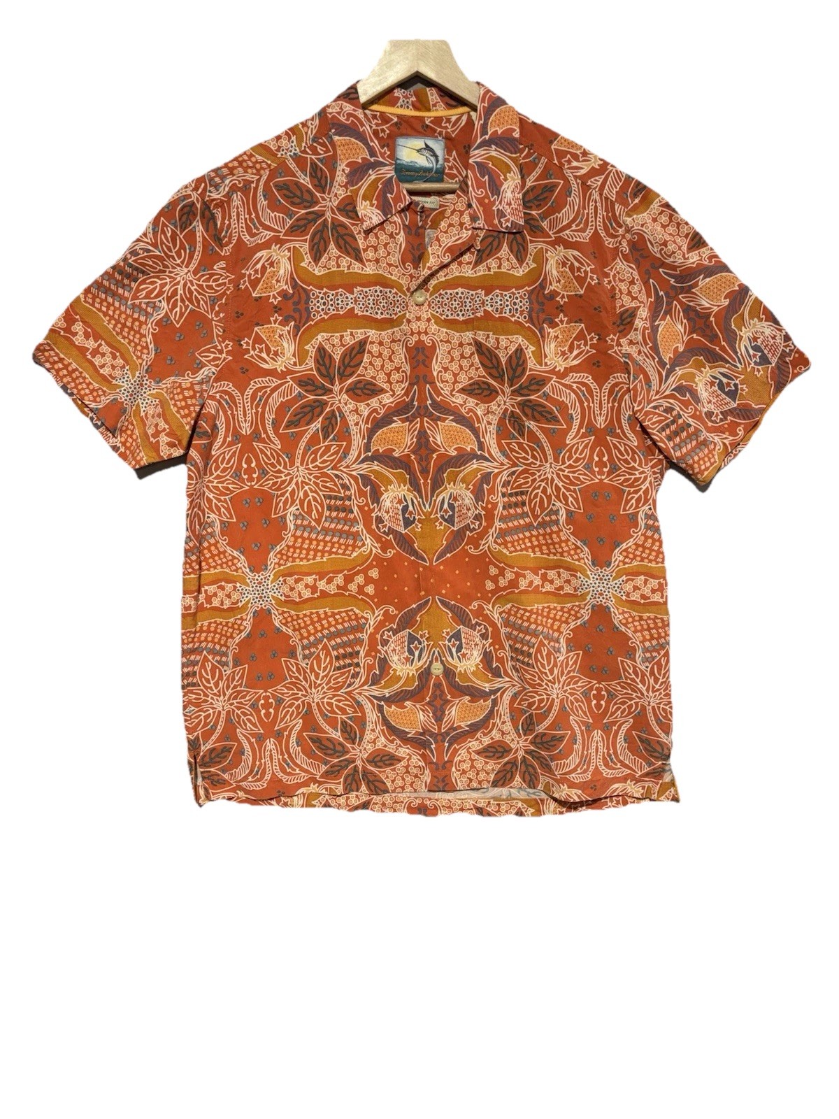 Tommy Bahama Men's Hawaiian Shirt Floral Island Modern Fit Size L 100% silk