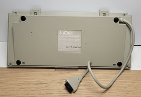 Atari XE System Console Manual & Power Supply CIB (Powers on, Displays)