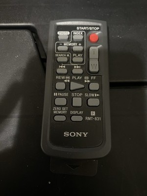 Sony RMT-831 Black Wireless Handheld Remote Control For DCR Series & Camcorders