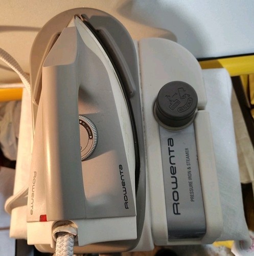 Rowenta DG5030 Pro Iron Steamer Station White Adjustable Steam Tested Works