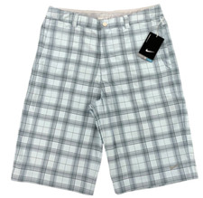 Nike Golf Shorts Boys Size XL Blue Gray Plaid Flat Front Sportswear 585746