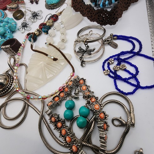 Vintage To Now Jewelry Lot Mixed Materials Wearable Resell Gift Boho Western... - Picture 5 of 18