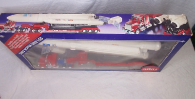Siku Super Serie #4212 Rocket Transporter Ariane 5 Launcher with