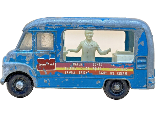 Matchbox Commer Bottle Float Lesney Milk Van with Ice Cream Man Figur Vintage