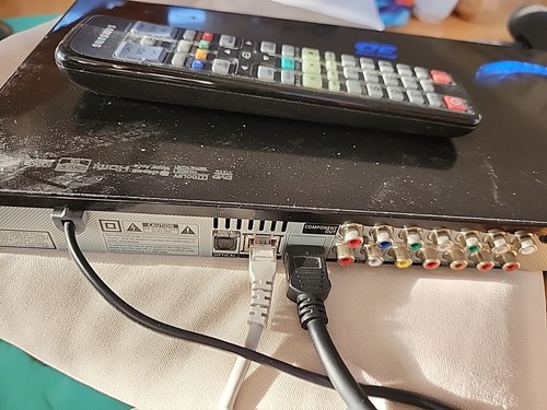SAMSUNG BD-C6900 3D Blu-Ray Network USB Player W/Remote - Picture 2 of 9