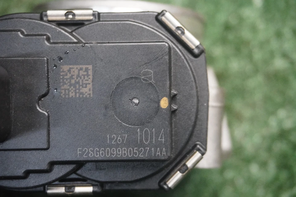 Chevrolet Camaro 2017 2018 2019 3,6 L carrocería del acelerador fabricante original 41 k millas 12671014 Foto 4 de 4