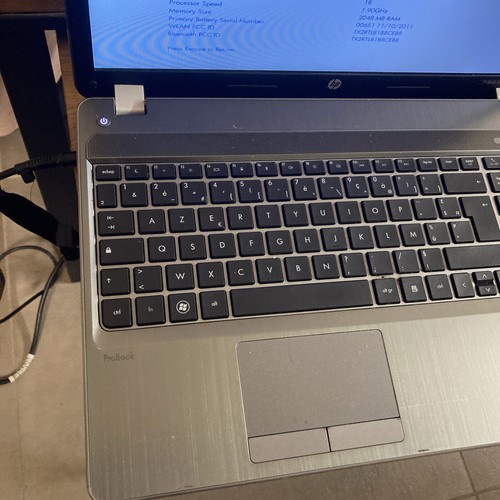 HP Probook 4530s Celeron B840 2Go RAM 17.3" - Imagen 2 de 16