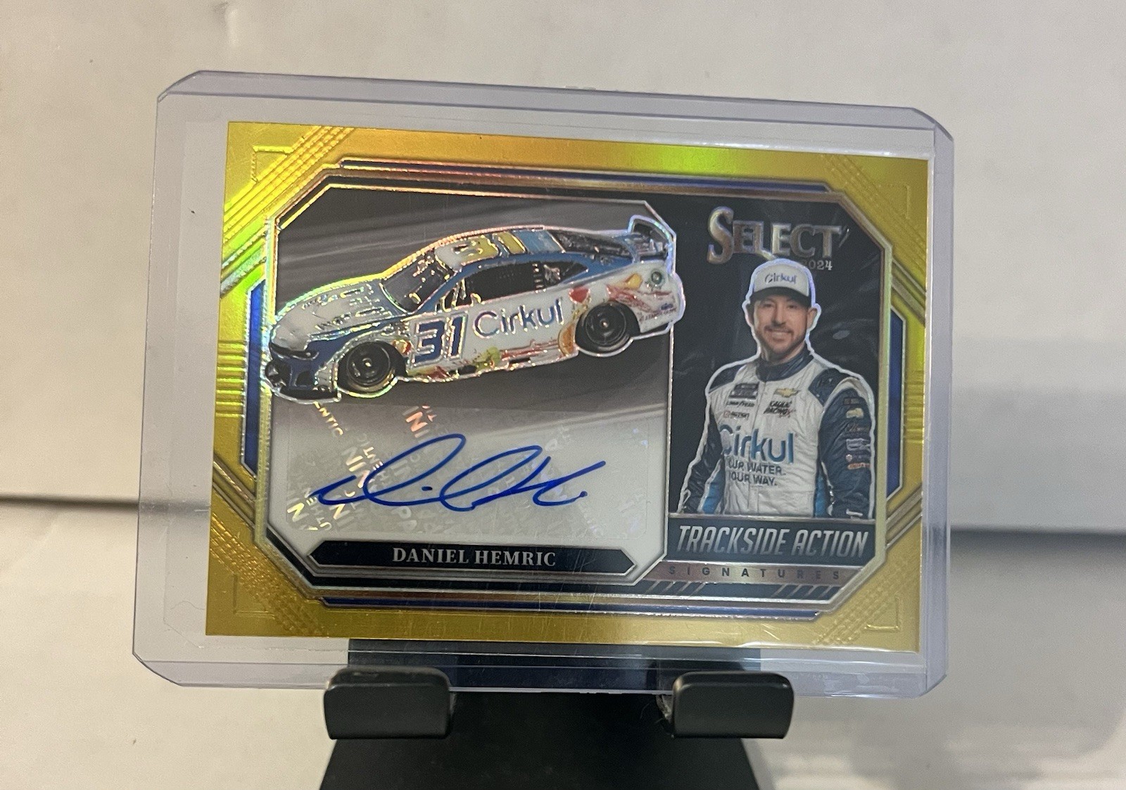DANIEL HEMRIC 2024 PANINI SELECT  TRACKSIDE ACTION SIGNATURES GOLD PRIZM /10