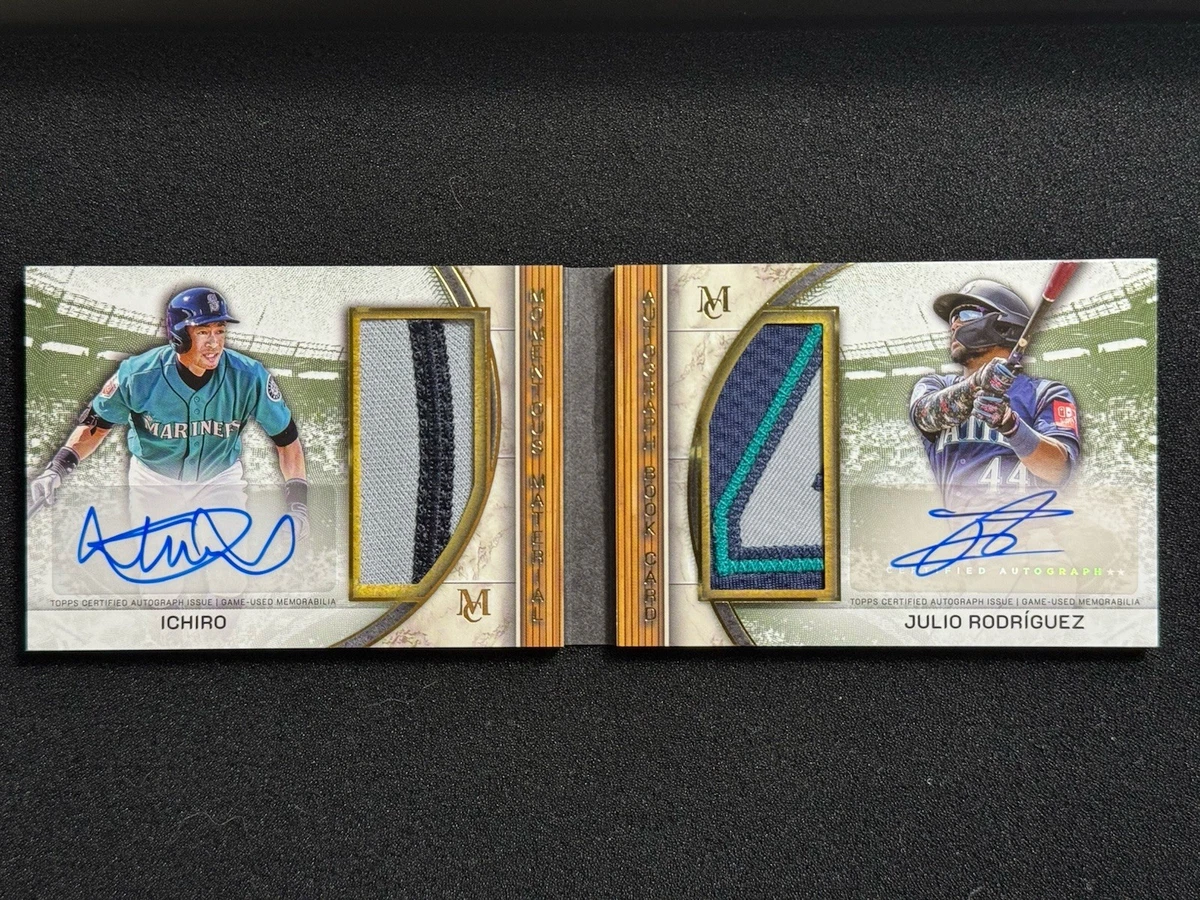 Topps Major Leagues (MLB) Ichiro Suzuki Autographed Baseball