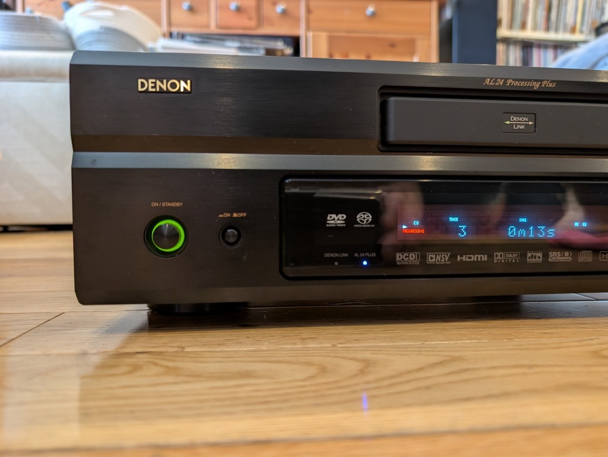 Denon DVD-3910 Universal DVD / SACD / DVD-A Player – Minor