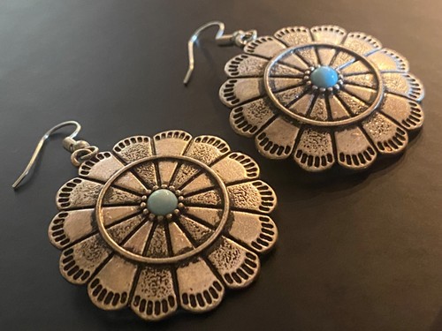 VTG Silver Tone Faux Turquoise Squash Blossom Concho Earrings Southwest Native - Picture 3 of 14