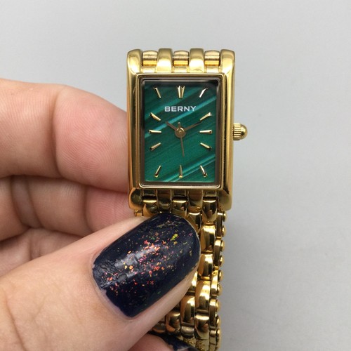 Berny Uhr Damen 18 mm goldfarben grünes Zifferblatt rechteckig neue Batterie 7,5" - Bild 7 von 12