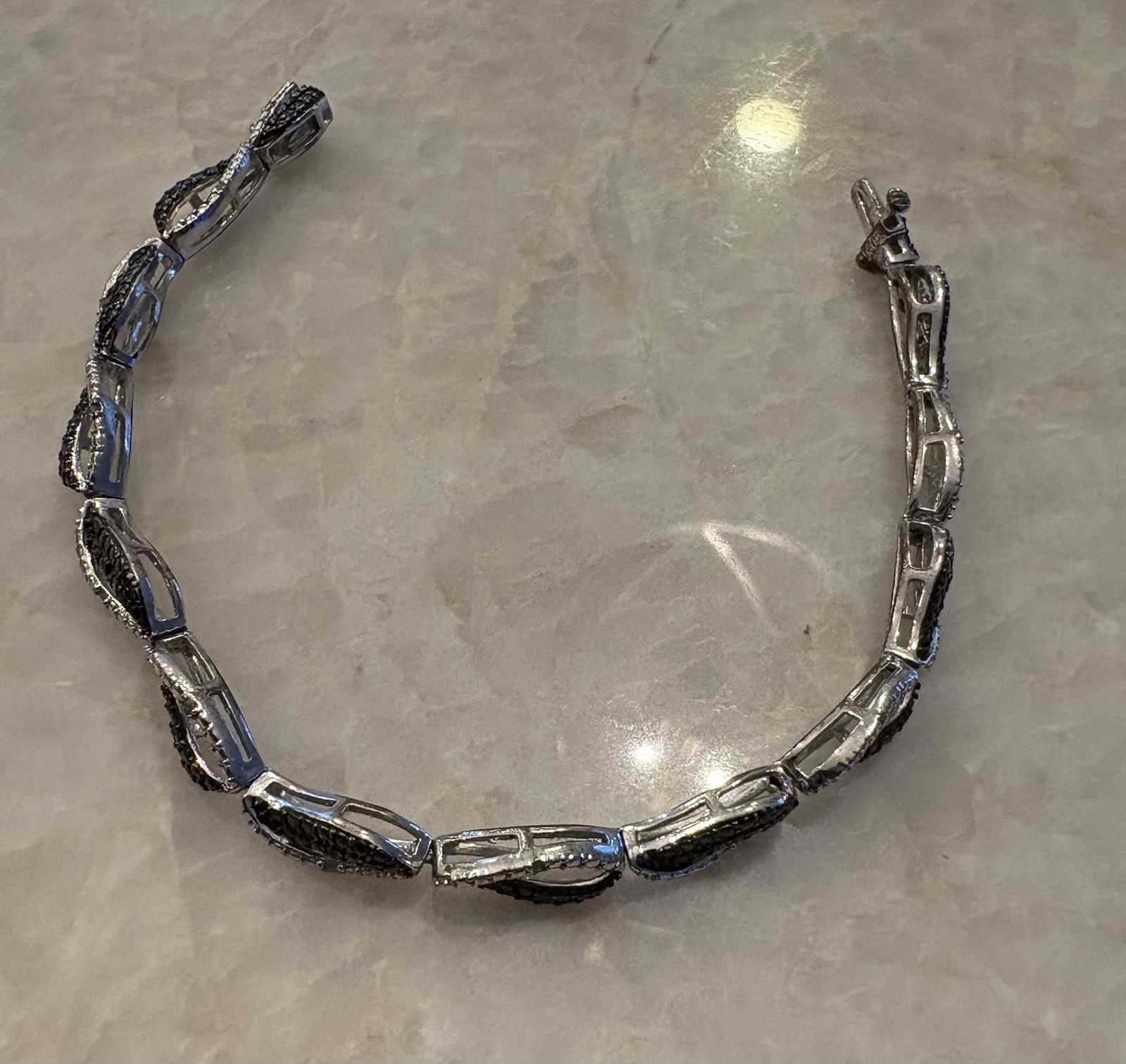 Pretty Signed Black & Silver  Bracelet signed 925 - image 4