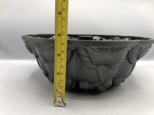 Nordic Ware Violet Field Antihaftbeschichtet 10 Tassen Bündel Kuchenform Nicht mehr produziert Backformen - Bild 10 von 10