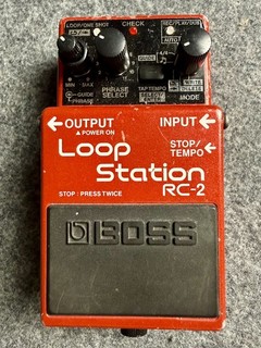 Boss RC 2 Loop Station Guitar Effects Pedal with Case