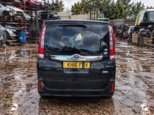 Toyota Noah / Voxy 1.8 Hybrid 2016 Import Breaking Parts
