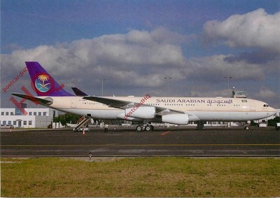 Ansichtskarte_ SAUDI ARABISCHER KÖNIGSFLUG AIRBUS A340-213 HZ-HMS2 [OKC 1765]