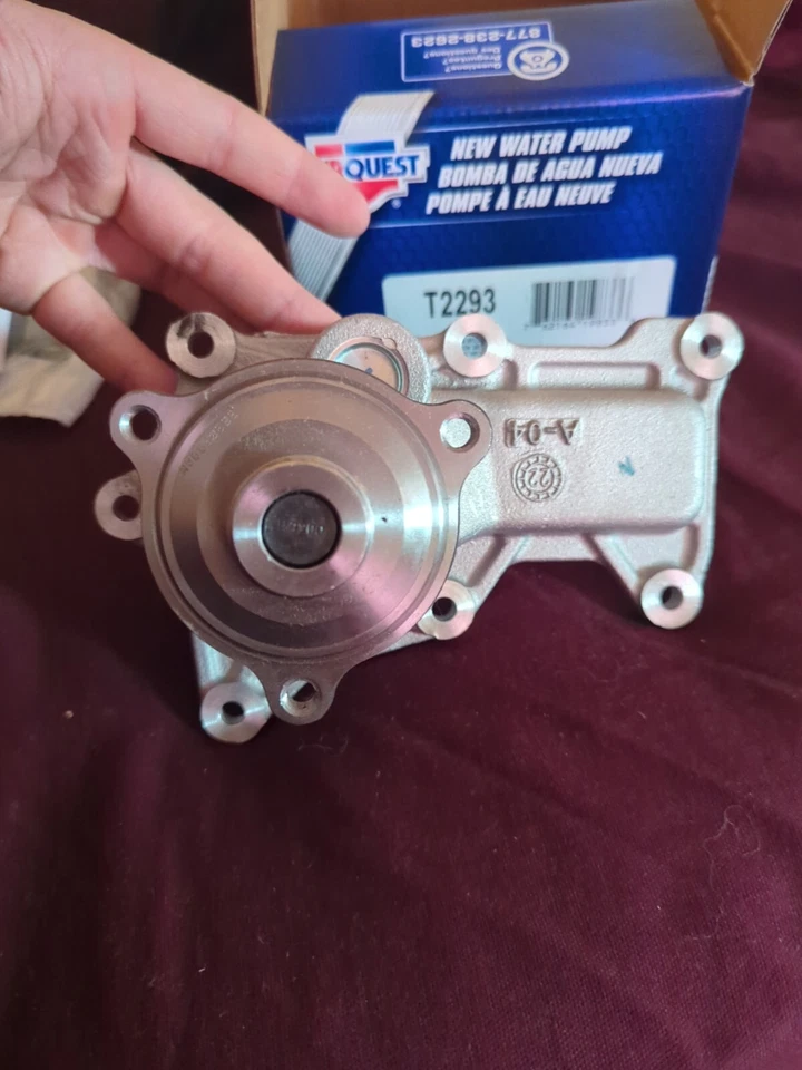 Bomba de agua motor premium CarQuest T2293 nueva. Jeep Wrangler 2007-2011 Foto 4 de 4