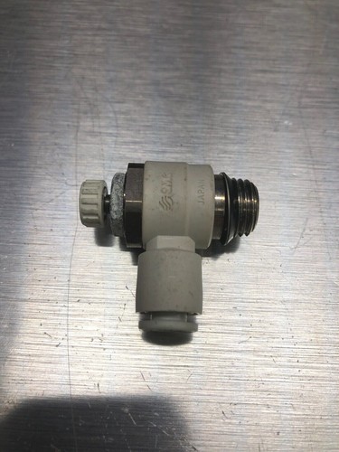 SMC AS2201F Air Speed Control Valve - 1/4" Thread End - 6mm push-to-connect - Picture 2 of 5
