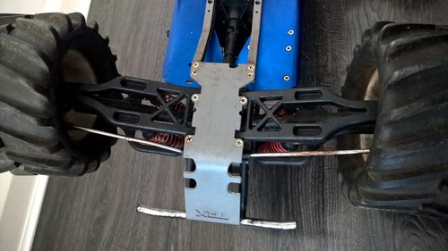 Traxxas TMAXX 1/10 1/8 NITRO monster truck Rc 2.5 3.3 4WD T MaXX revo Classic - Picture 15 of 18
