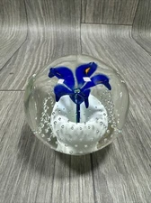 Made By Me Glass Paperweight Flower and Controlled Bubbles