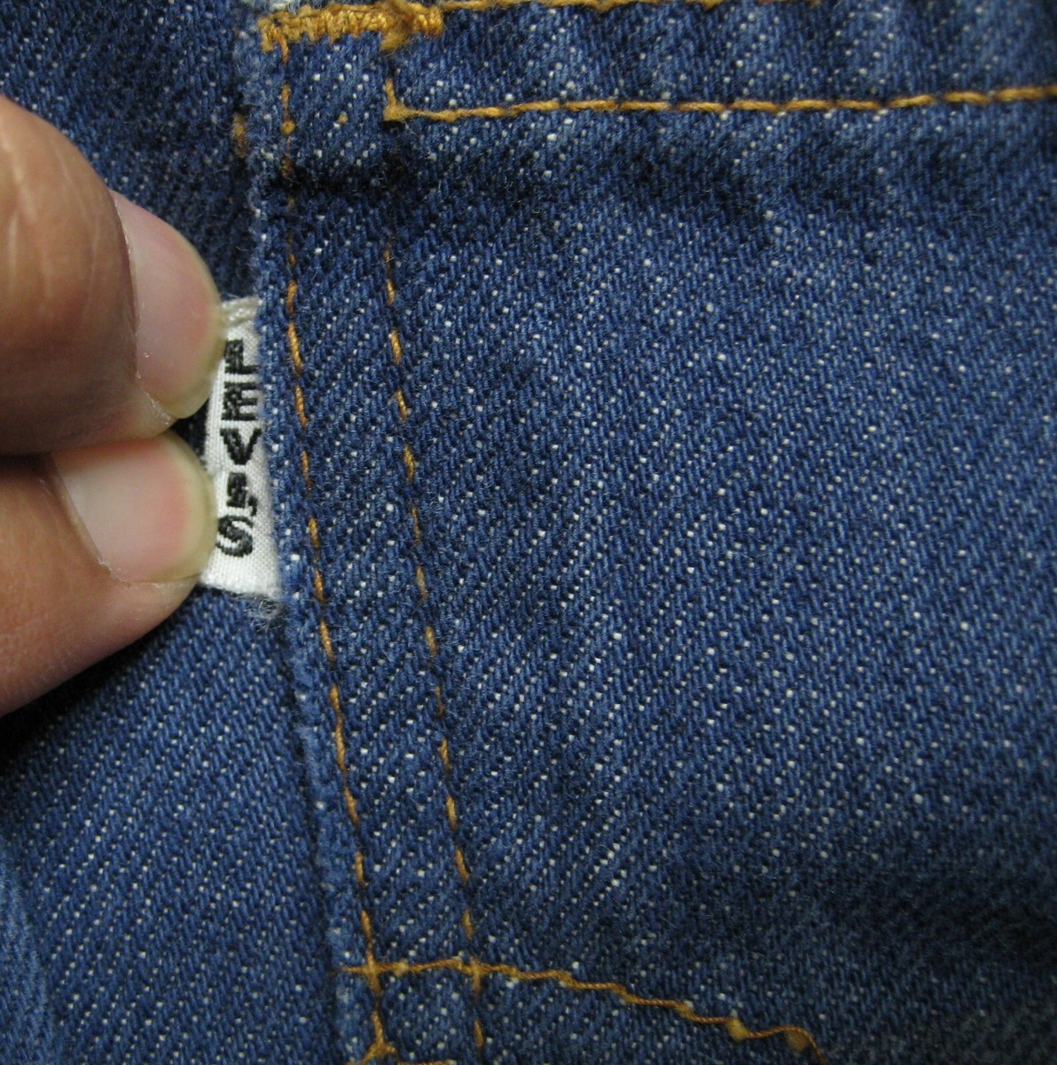ORIGINAL VINTAGE 1970's LEVI'S 517 WHITE TAB BIG E BELL BOTTOMS