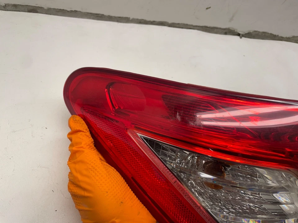 OEM REAR Left Tail Light Brake Lamp Assembly FOR 2007 2008 2009 Lexus ES350 - Image 2 of 4