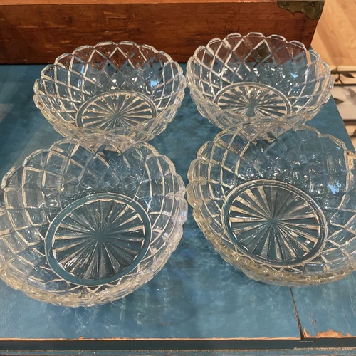 4 - Anchor Hocking Waterford 4.75” Berry Fruit Bowls Clear Waffle Glass EUC