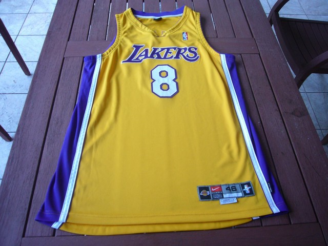 lakers home uniform