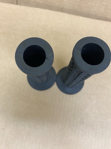 Diamondback vintage mid school Bmx cycling black grips GT04783 - Picture 2 of 4