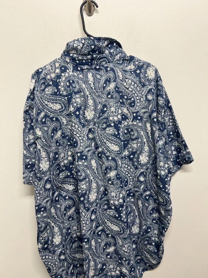 Vtg Y2K Akademiks Big Mens Blue Paisley Print Short Sleeve Button Up Sz 4X - Image 4 of 4