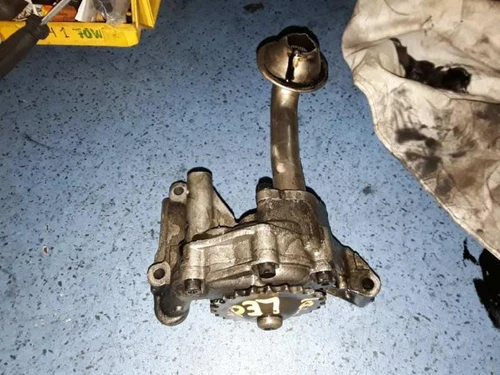 038115121A Ölpumpe für SEAT LEON (1P1) * 1771383 - Bild 1 von 1