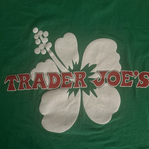 Trader Joe's Kurzarm L Mitarbeiter T-Shirt Hibiskus Gr. Large Grün Neu Store - Bild 5 von 7
