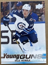 2019-20 Upper Deck Series 1 Ville Heinola Young Guns #204 Winnipeg Jets
