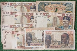 Lot 8 billets Afrique Occidentale Française BCEAO