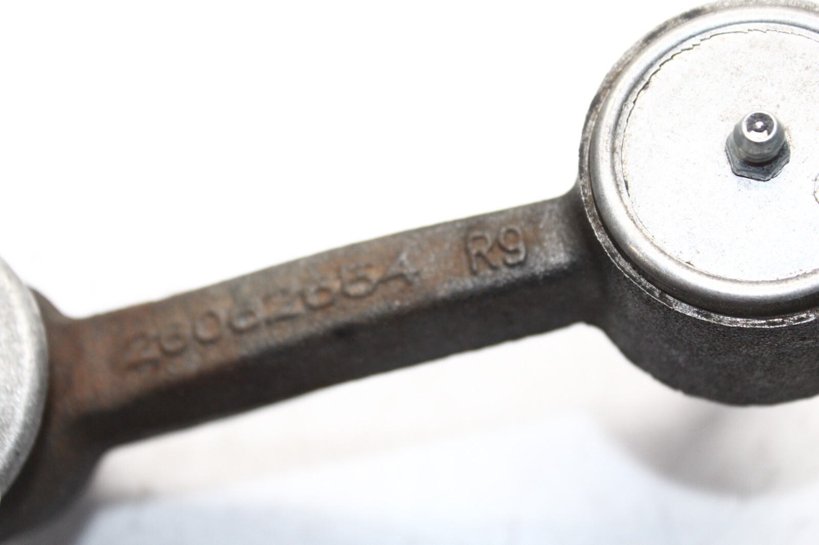 20032006 CHEVROLET SILVERADO SIERRA 2500 3500 HD STEERING GEAR IDLER