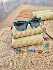 Trendy summer sunglasses, comes with a detachable chain