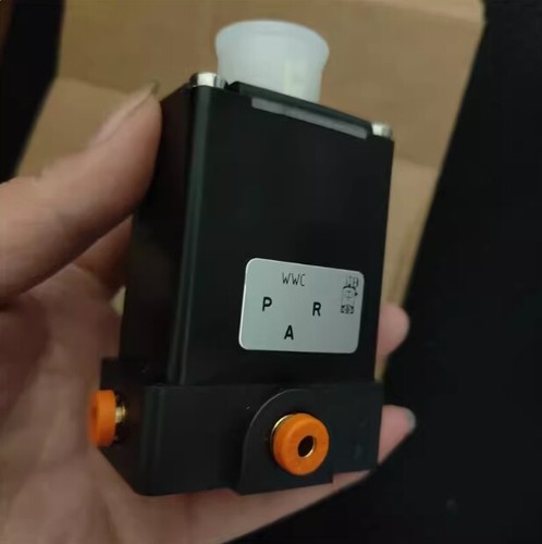 1PCS NEW FOR solenoid valve 5330 C 2.5 FKM PS 0-10BAR 220-240V 50HZ 8W 00167638 - Picture 2 of 3