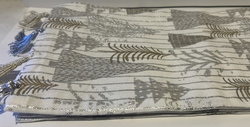 MAX STUDIO KITCHEN TOWELS (2 Merry Christmas Edition Silver 20 X 28 COTTON NWT - Picture 3 of 3