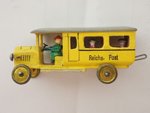 Erzgebirge Seiffen Reichspost Auto Bus mit Personen Holz bemalt und Metallrädern